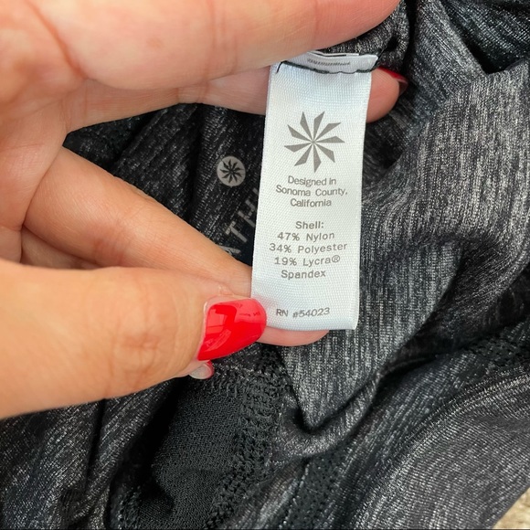 Athleta Quest Criss Cross Chaturanga Leggings - Picture 6 of 11